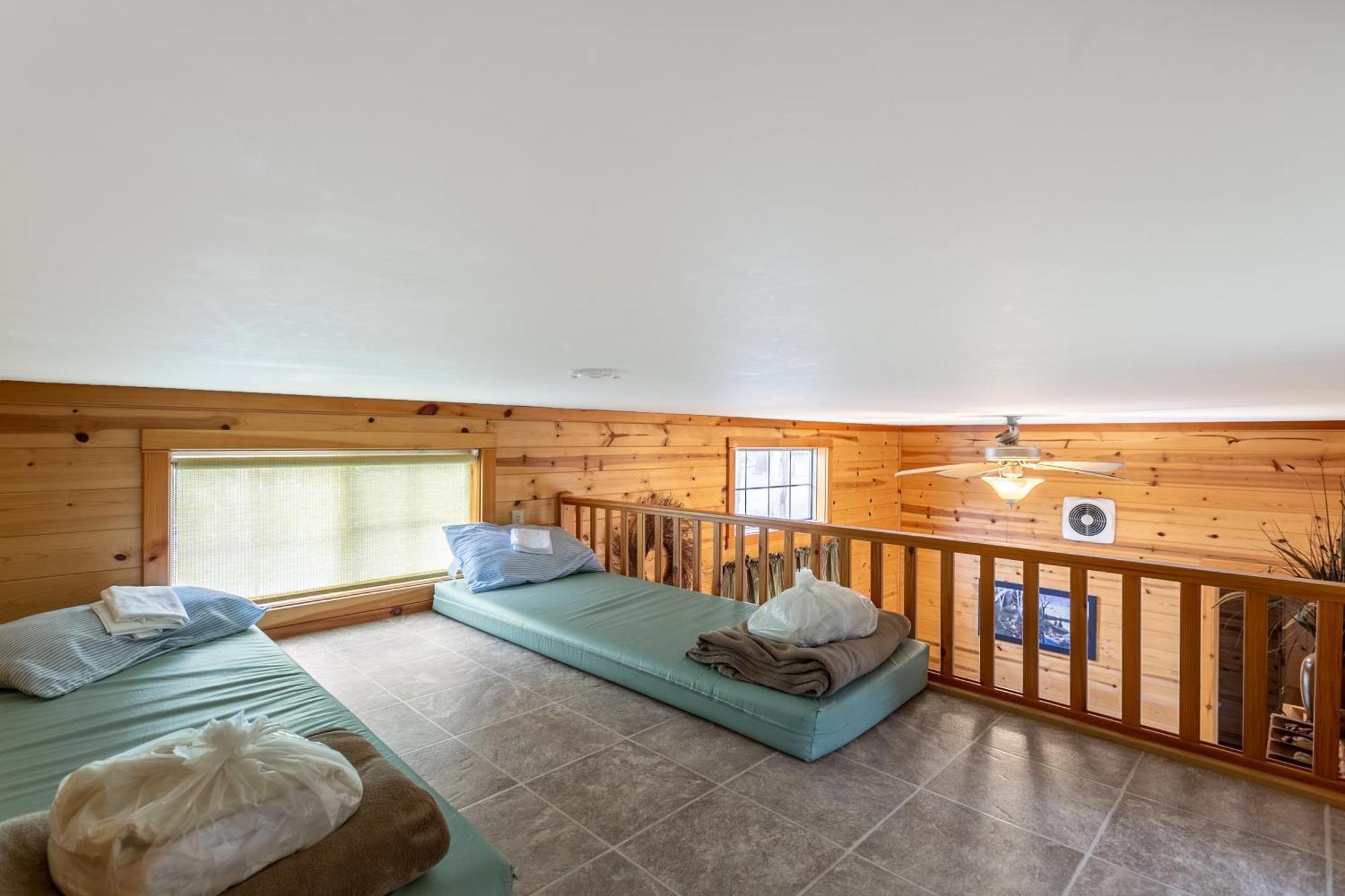 Drummer Boy Camping Resort Gettysburg Room photo