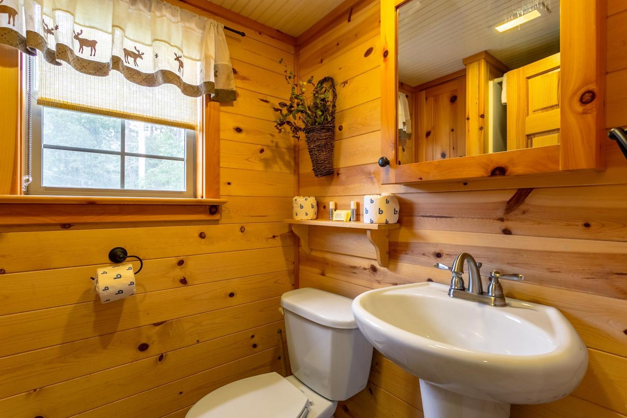 Drummer Boy Camping Resort Gettysburg Room photo